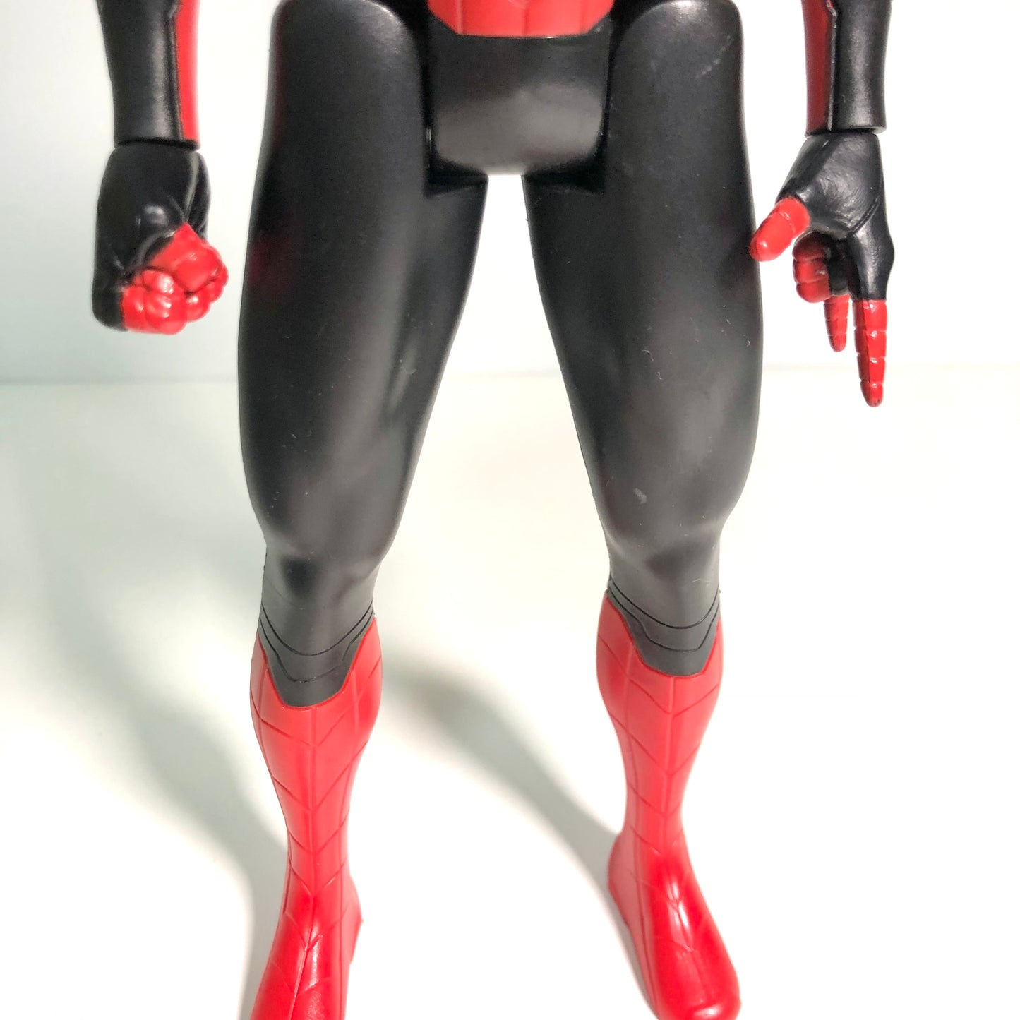 Marvel Spider-Man: No Way Home – Titan Hero Series Black & Red Suit (Hasbro F2052) – Japan Import – Action Figure