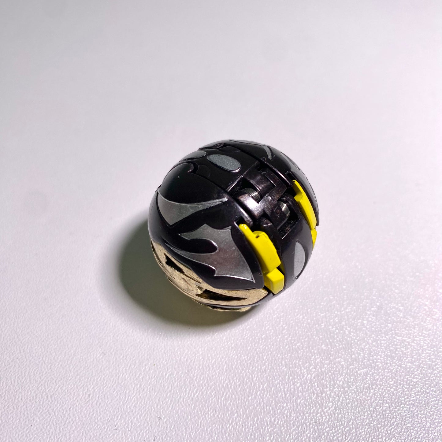 Bakugan Death Munikis (Loose / Gold Metal Cross / No Card)