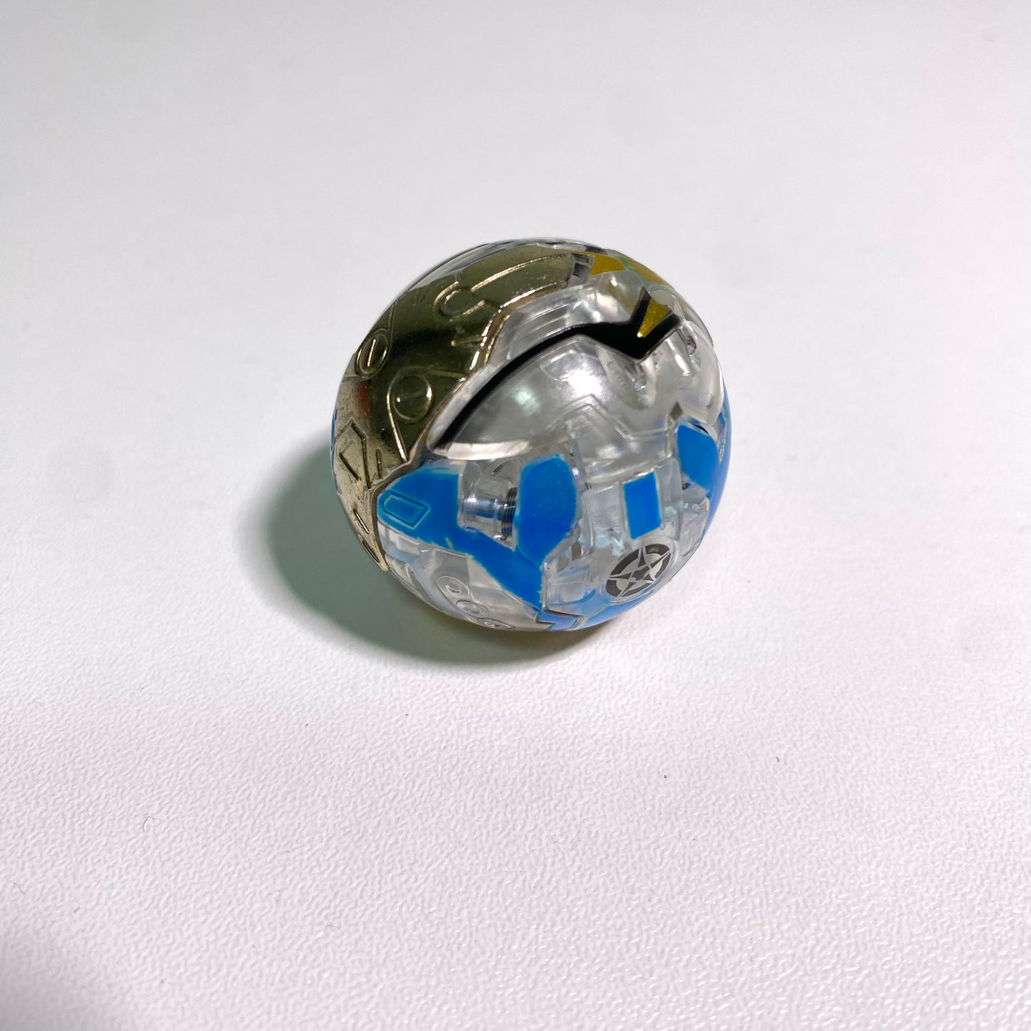 Bakugan Shiny Leoness (Kiran Leoness) Clear Version Figure – Used